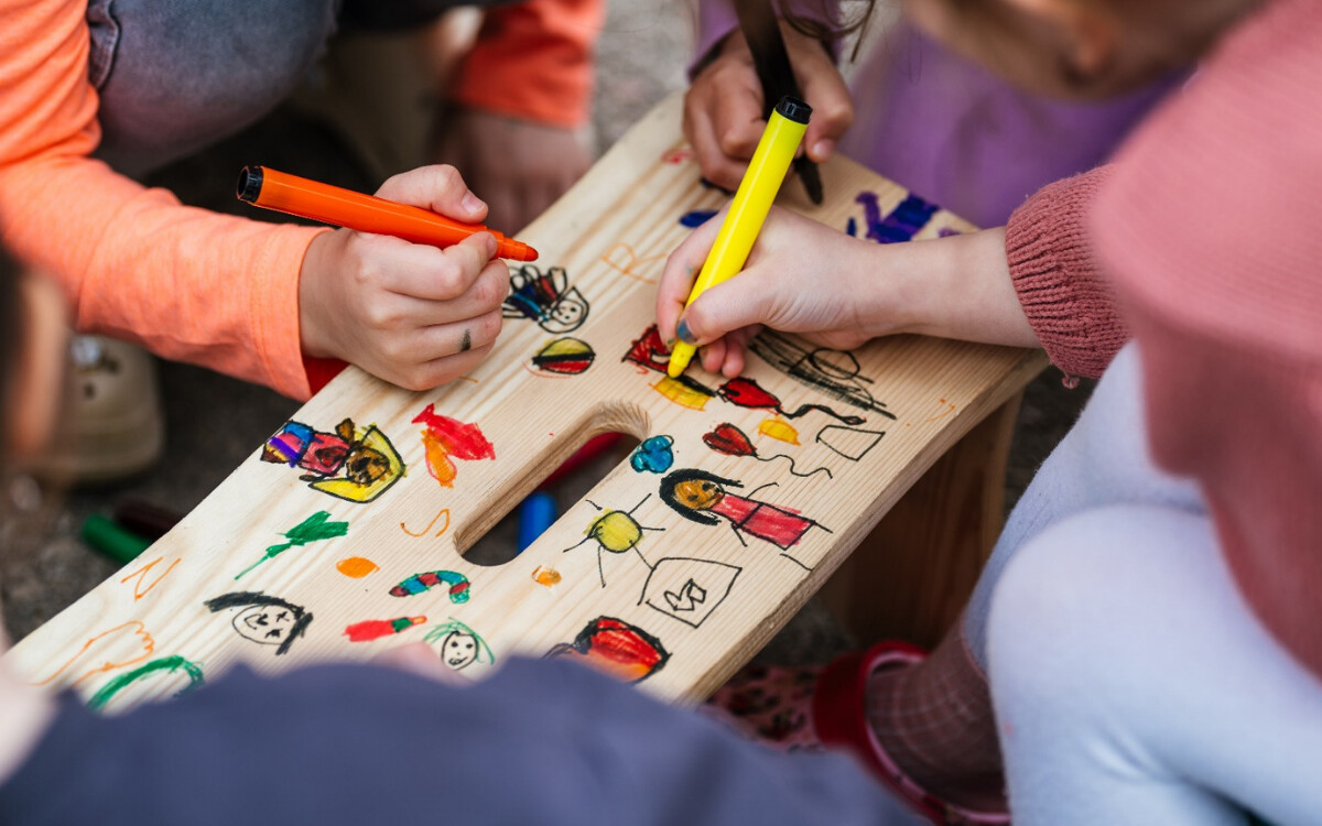 "Oyun oynamak pedagojik bir lüks değil, kendi başına bir haktır" - Çocuk Odaklı Habercilik Kütüphanesi